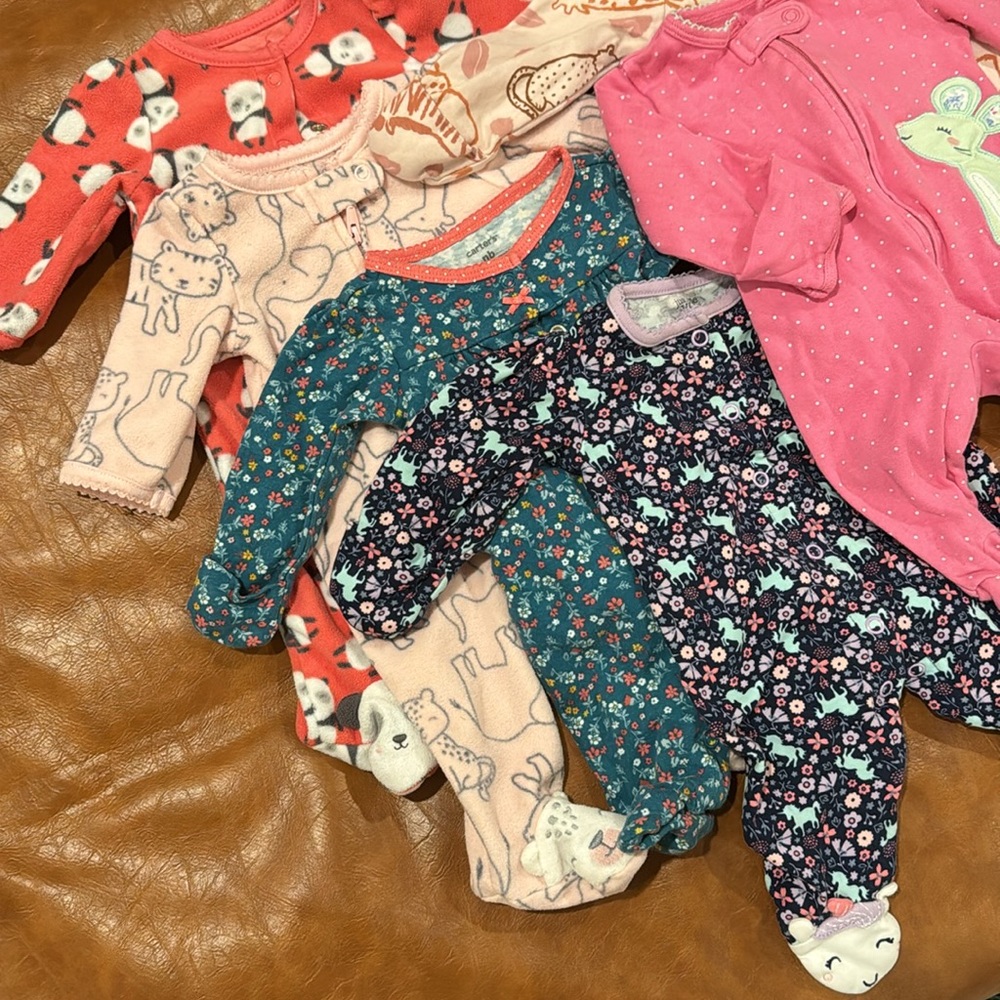 6 count baby girl sleepers 💜💛 - Picture 2 of 4